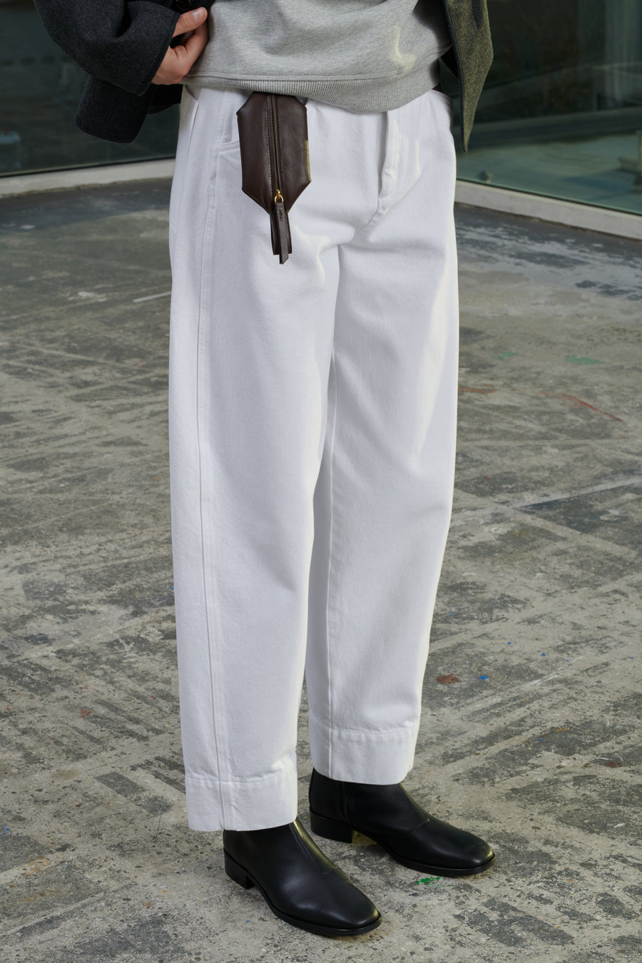 VOLAGE JEANS