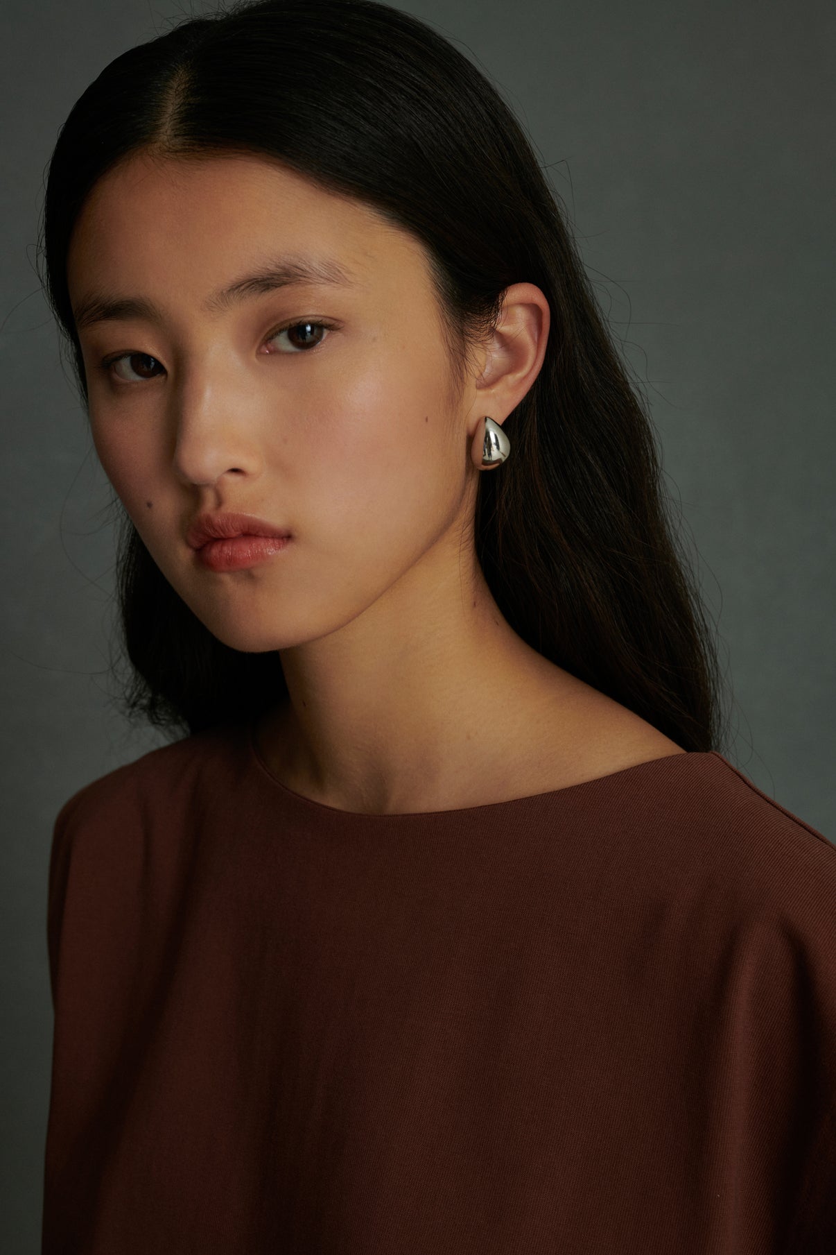 ZINNIA GREY EARRINGS vue 2