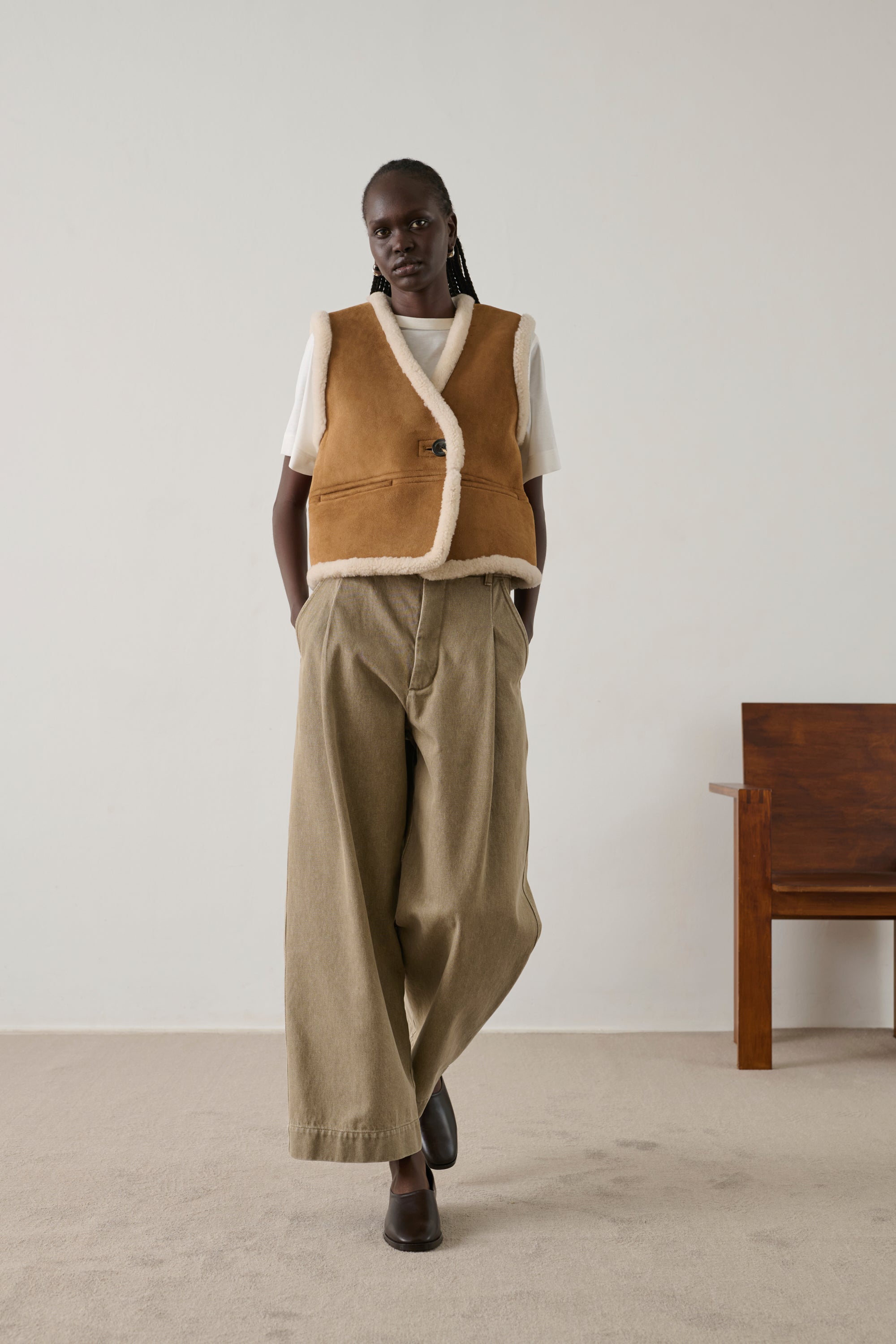 Pyrenees Vest - Honey Shearling Women's - Soeur