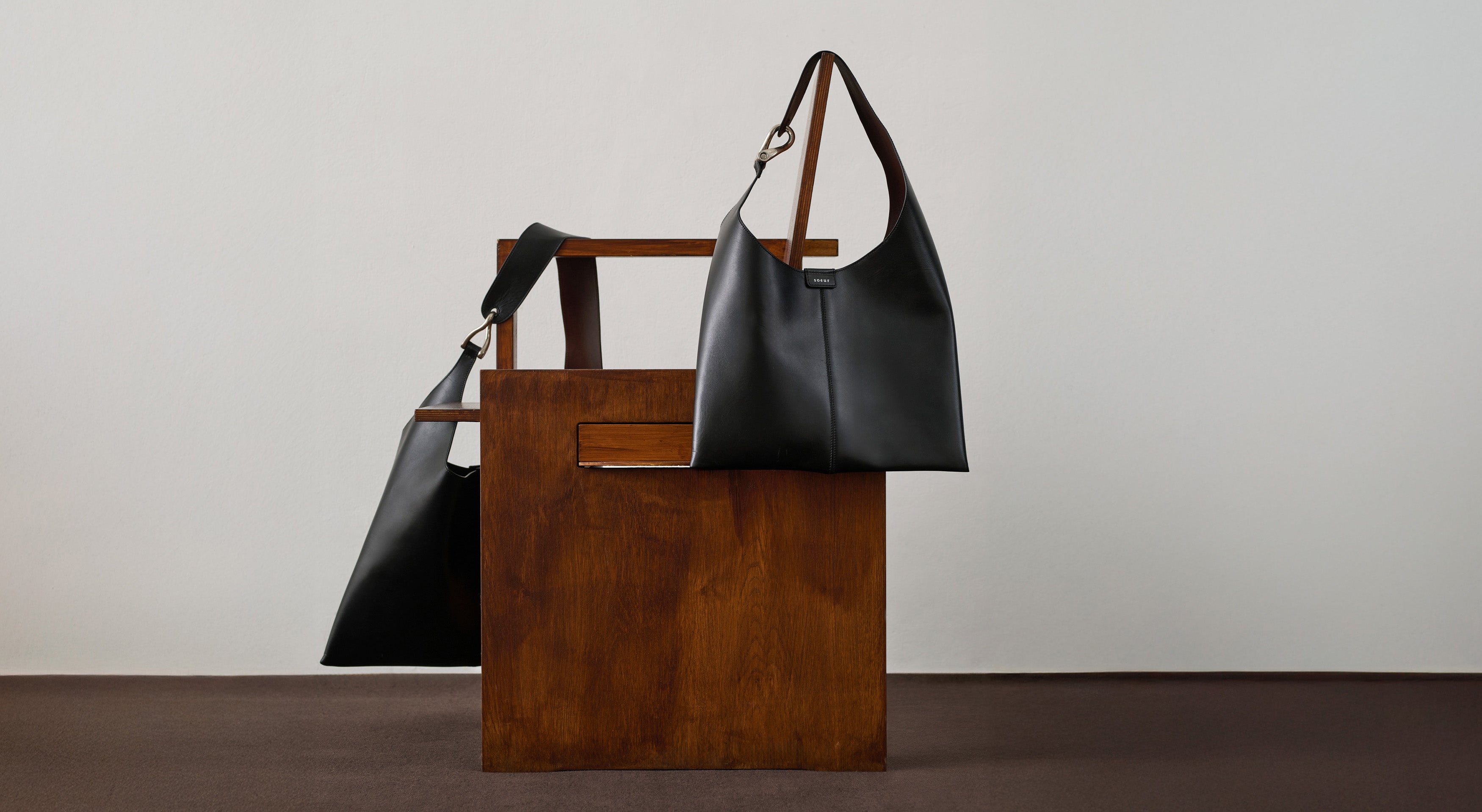 Soeur おしゃれな牛革+キャンバス素材バッグ cabas britain Britain Bag - Stone/Sage - Leather - Women